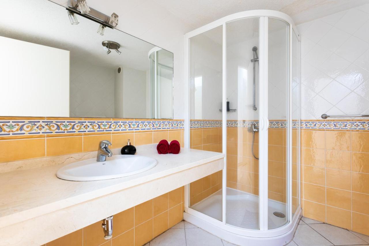 Hemeras Boutique Homes - Luxury Villa Near The Sea In Los Cristianos 로스크리스티아노스 외부 사진